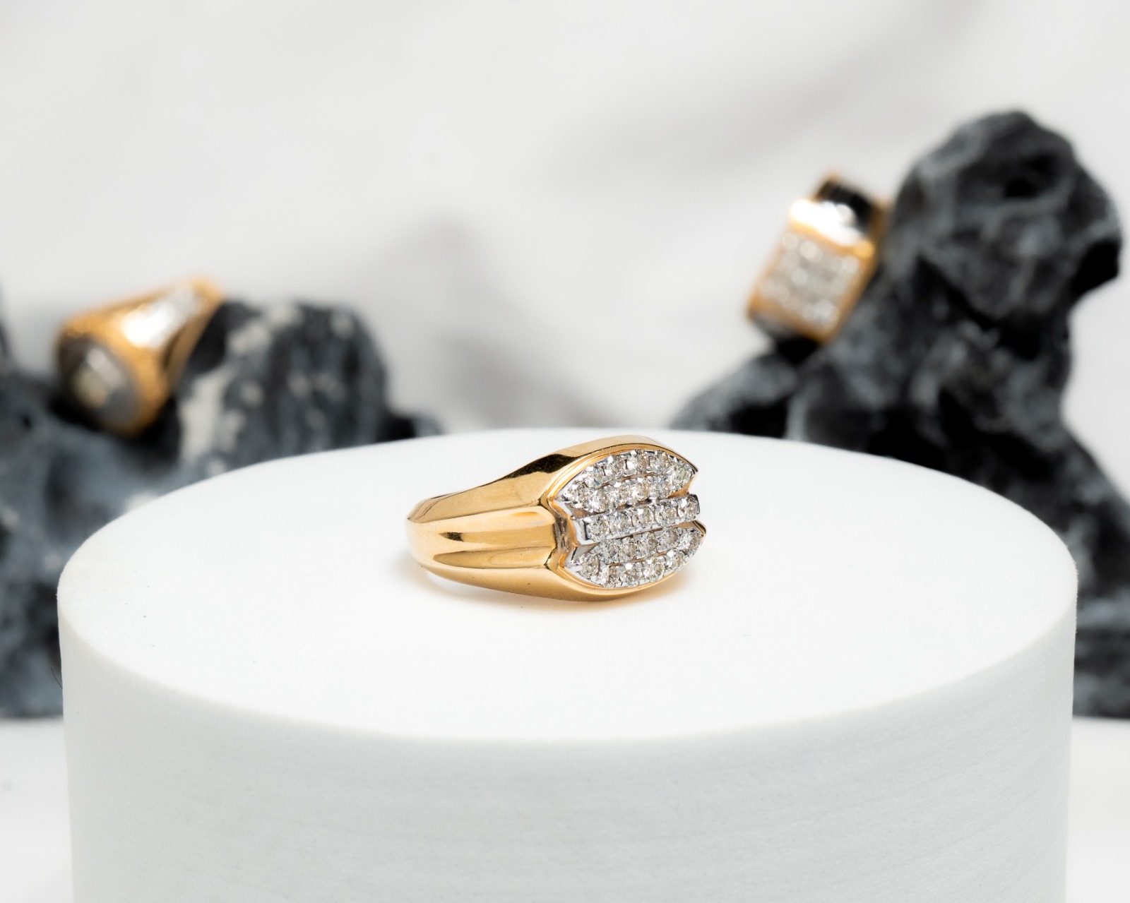 The Sovereign Pavé Men's Diamond Signet Ring